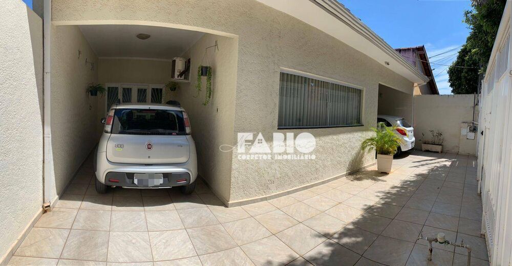 Casa, 3 quartos, 180 m² - Foto 1