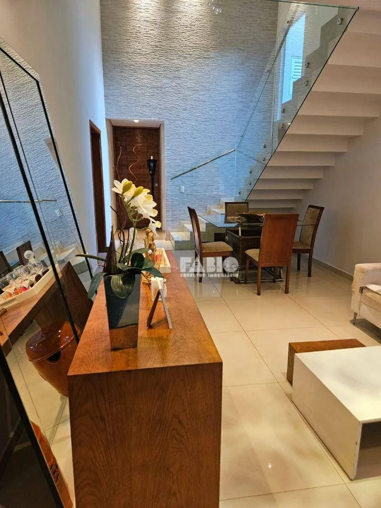 Sobrado, 3 quartos, 240 m² - Foto 19