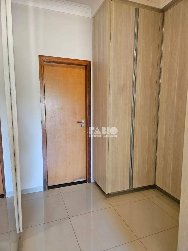 Sobrado, 3 quartos, 240 m² - Foto 3