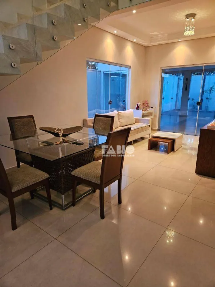 Sobrado, 3 quartos, 240 m² - Foto 12
