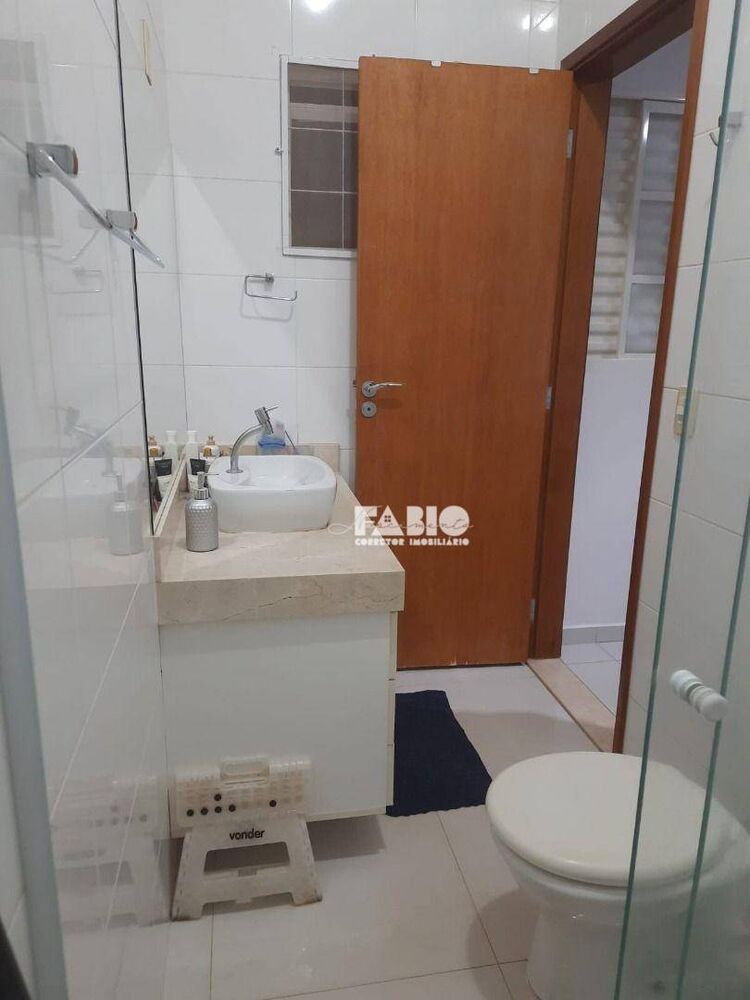 Casa de Condomínio à venda com 3 quartos, 150m² - Foto 4
