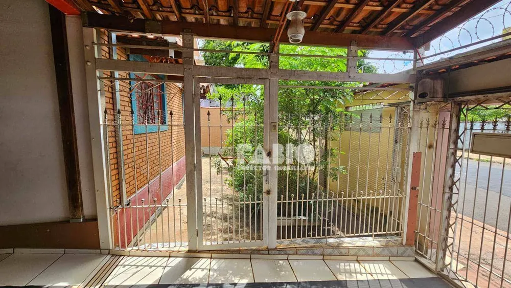 Casa, 3 quartos, 209 m² - Foto 1