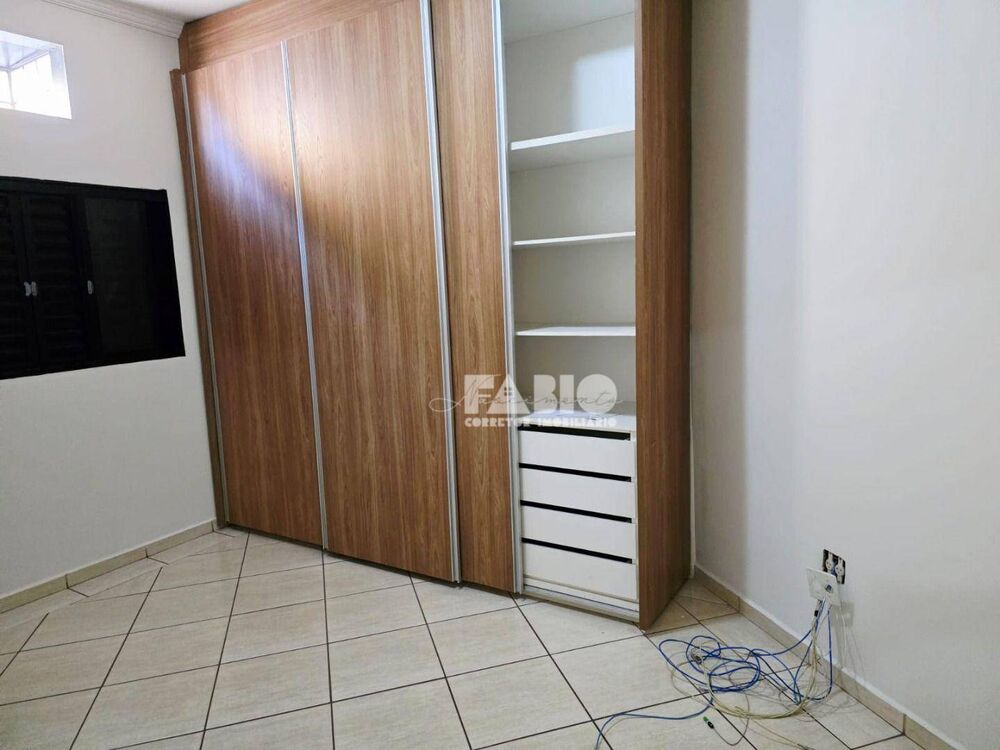 Casa, 3 quartos, 285 m² - Foto 15