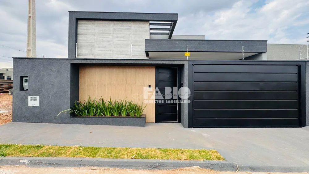 Casa, 3 quartos, 122 m² - Foto 1