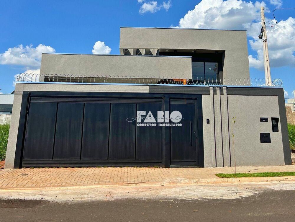 Casa à venda com 3 quartos, 120m² - Foto 1