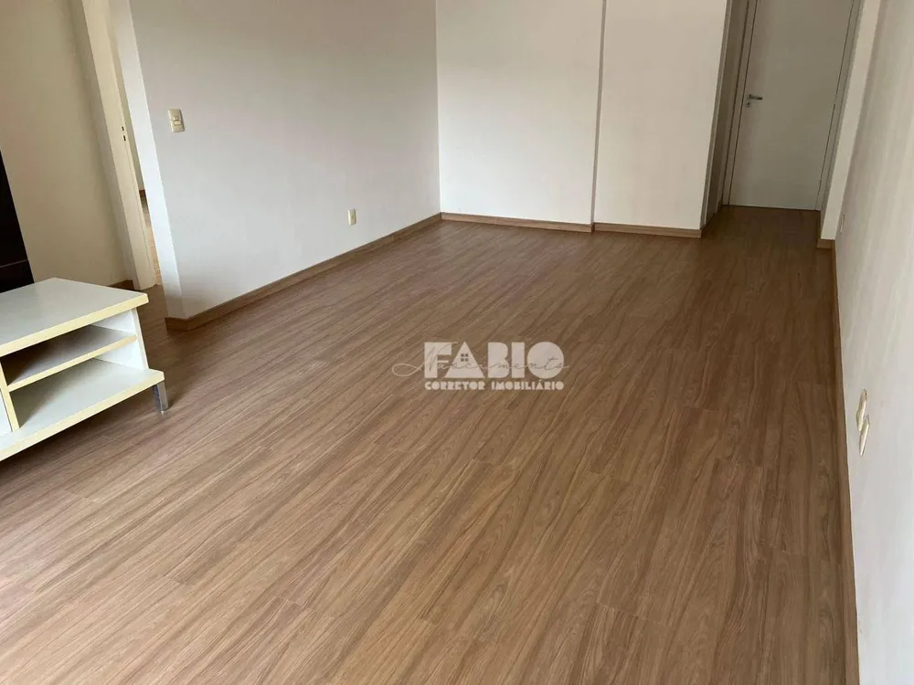 Apartamento, 3 quartos, 100 m² - Foto 1