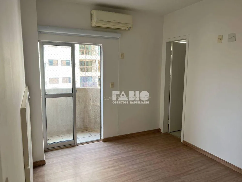 Apartamento, 3 quartos, 100 m² - Foto 3