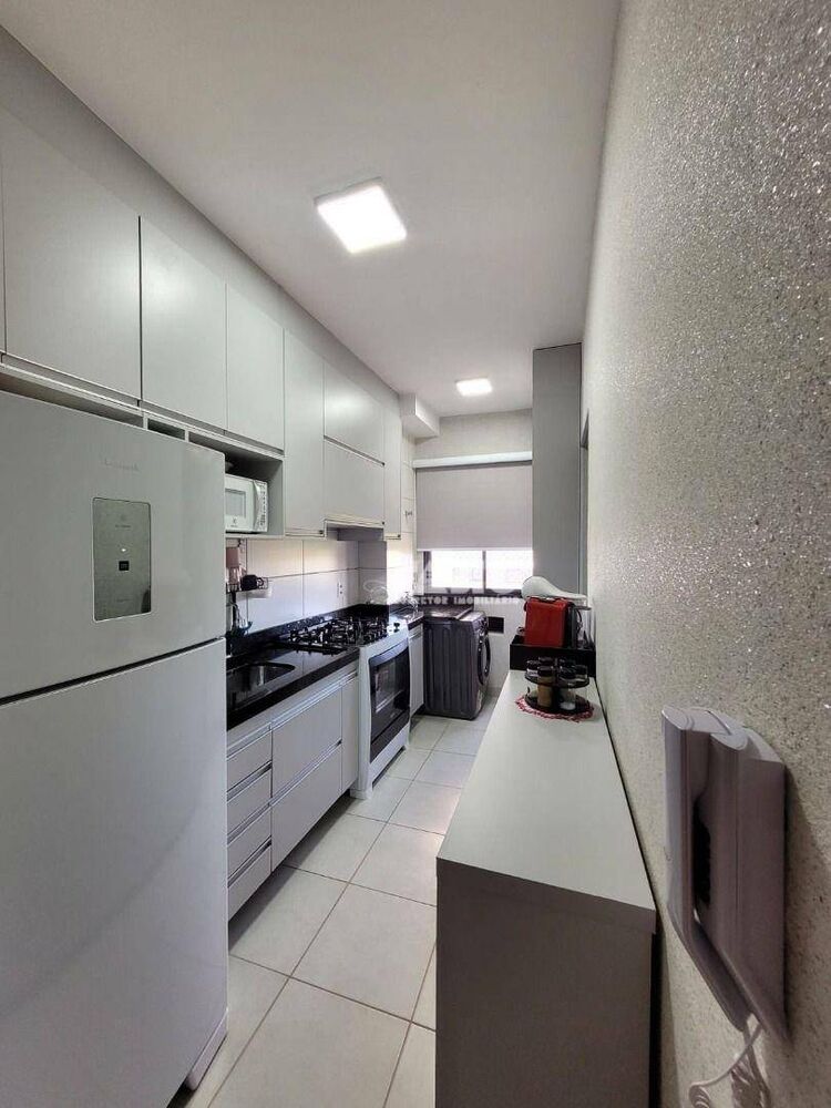 Apartamento à venda com 2 quartos, 49m² - Foto 3