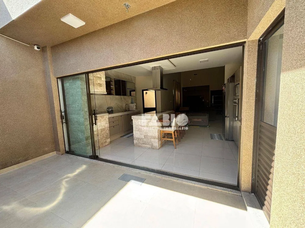 Casa, 3 quartos, 146 m² - Foto 3
