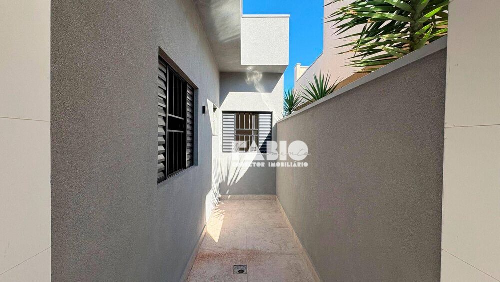 Casa de Condomínio à venda com 3 quartos, 200m² - Foto 4