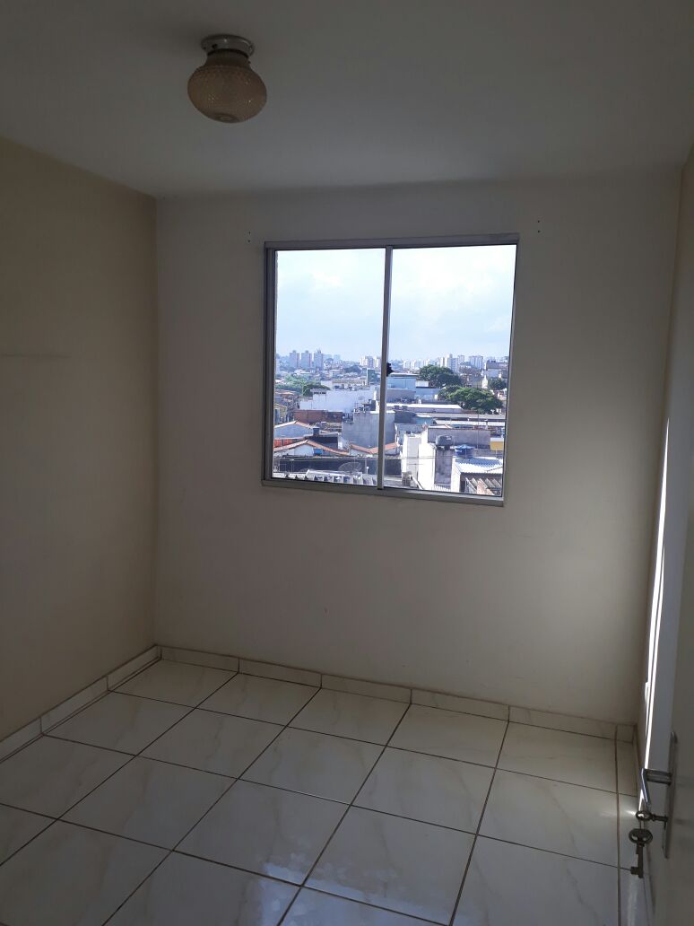 Apartamento à venda com 3 quartos, 48m² - Foto 2