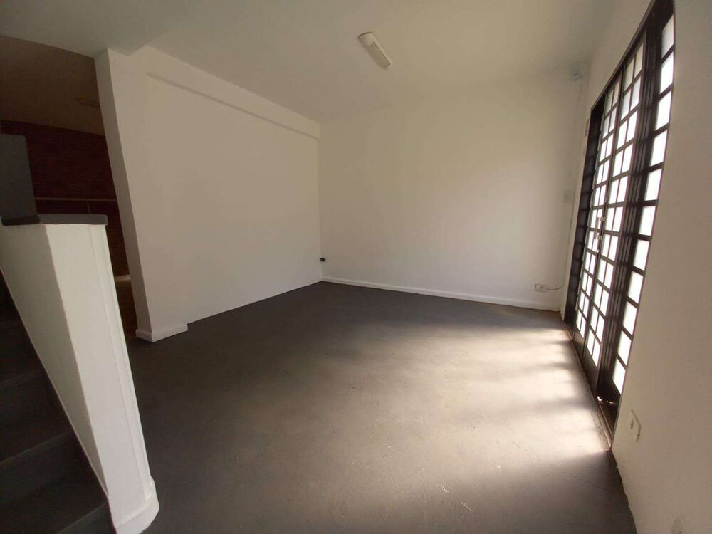 Sobrado para alugar com 2 quartos, 170m² - Foto 8
