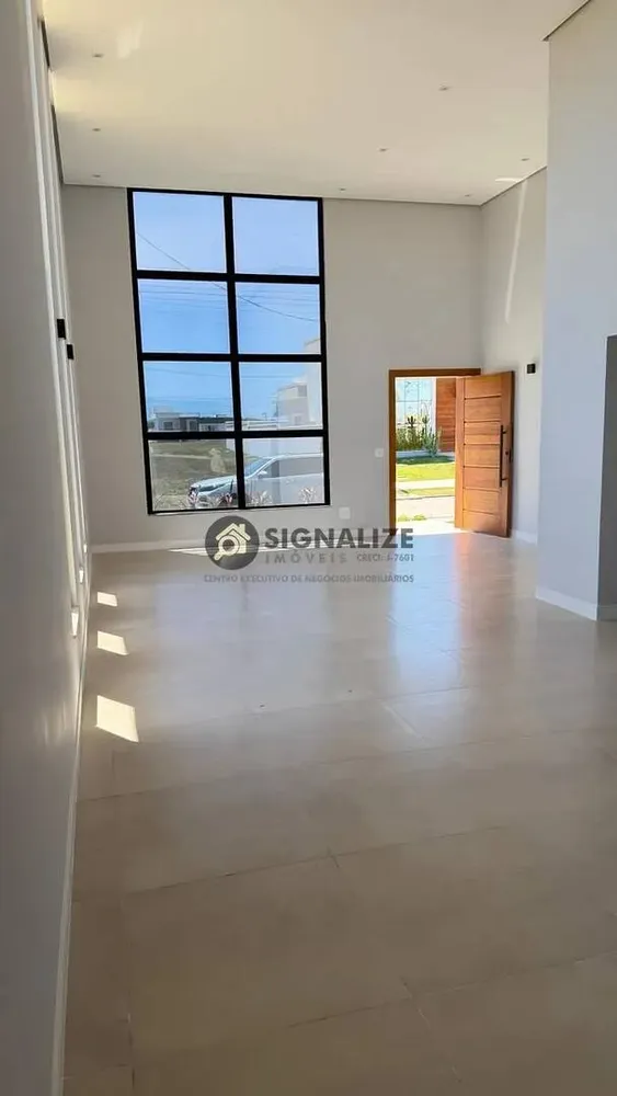 Casa, 3 quartos, 220 m² - Foto 2