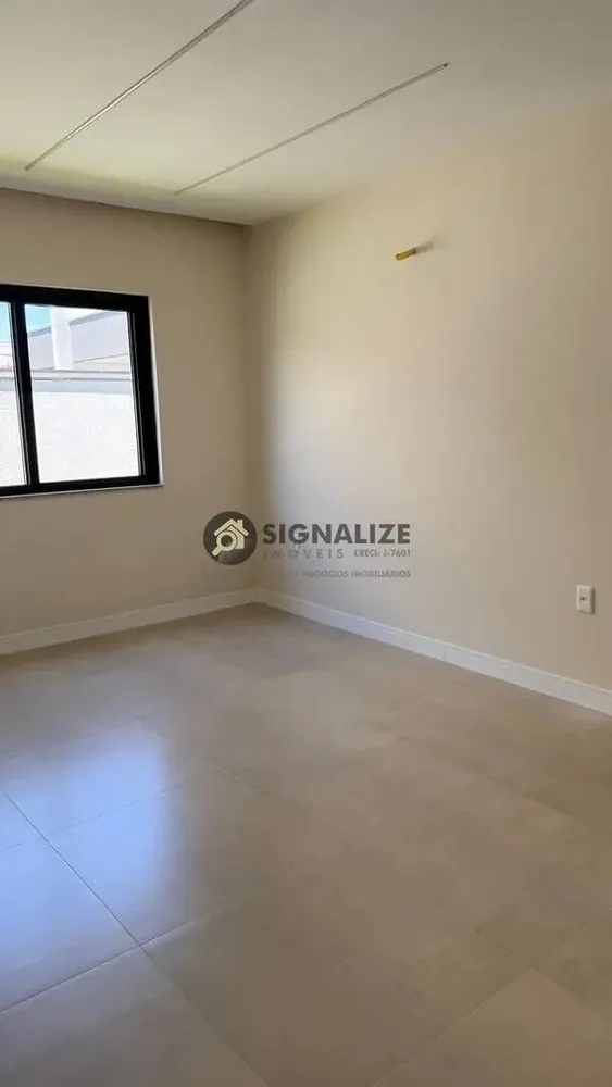 Casa, 3 quartos, 220 m² - Foto 12