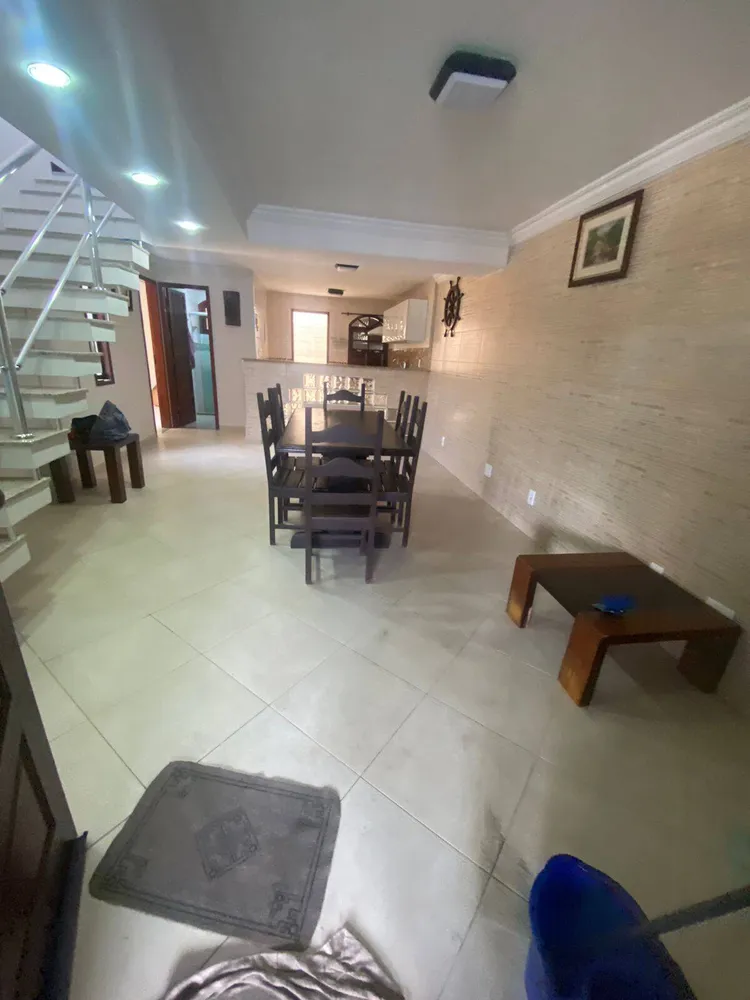 Casa, 4 quartos, 180 m² - Foto 2