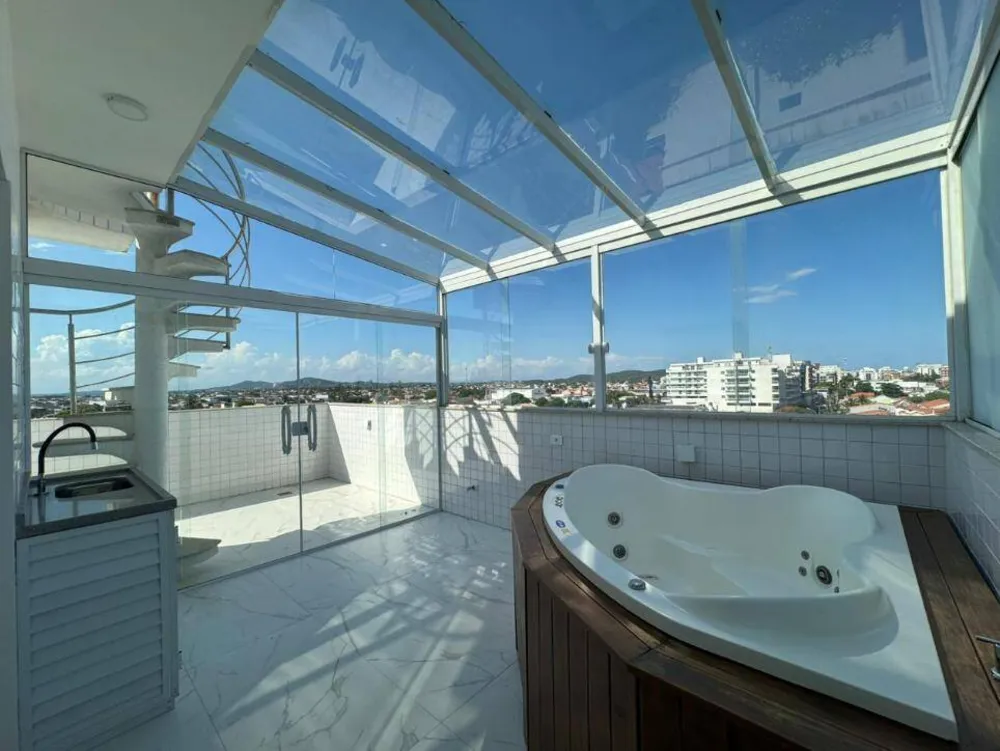 Apartamento, 3 quartos, 196 m² - Foto 2