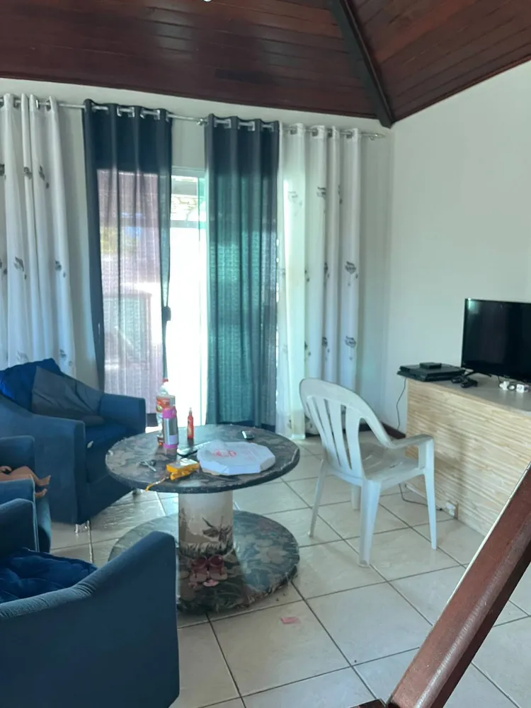 Casa, 3 quartos, 230 m² - Foto 2