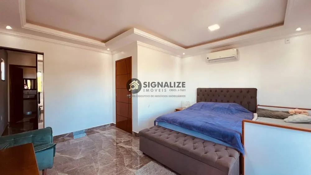 Casa, 3 quartos, 200 m² - Foto 21