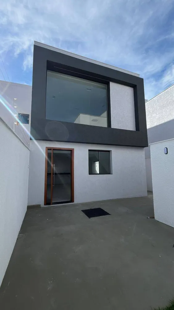 Casa, 2 quartos, 76 m² - Foto 1