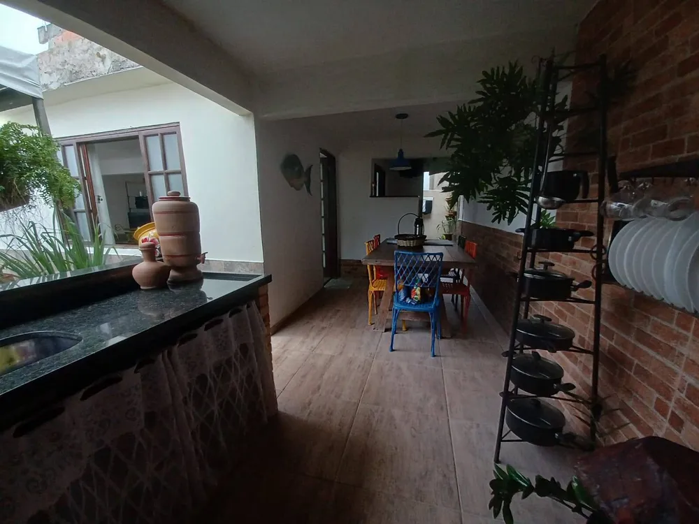 Casa, 3 quartos, 200 m² - Foto 16