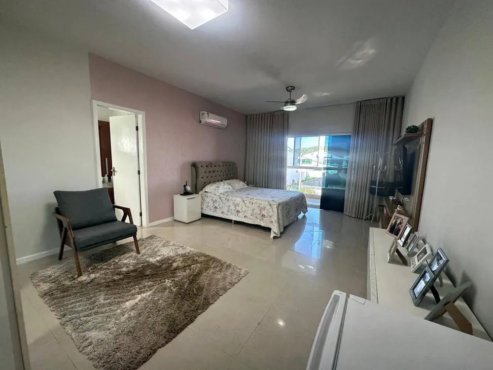 Casa, 5 quartos, 225 m² - Foto 18