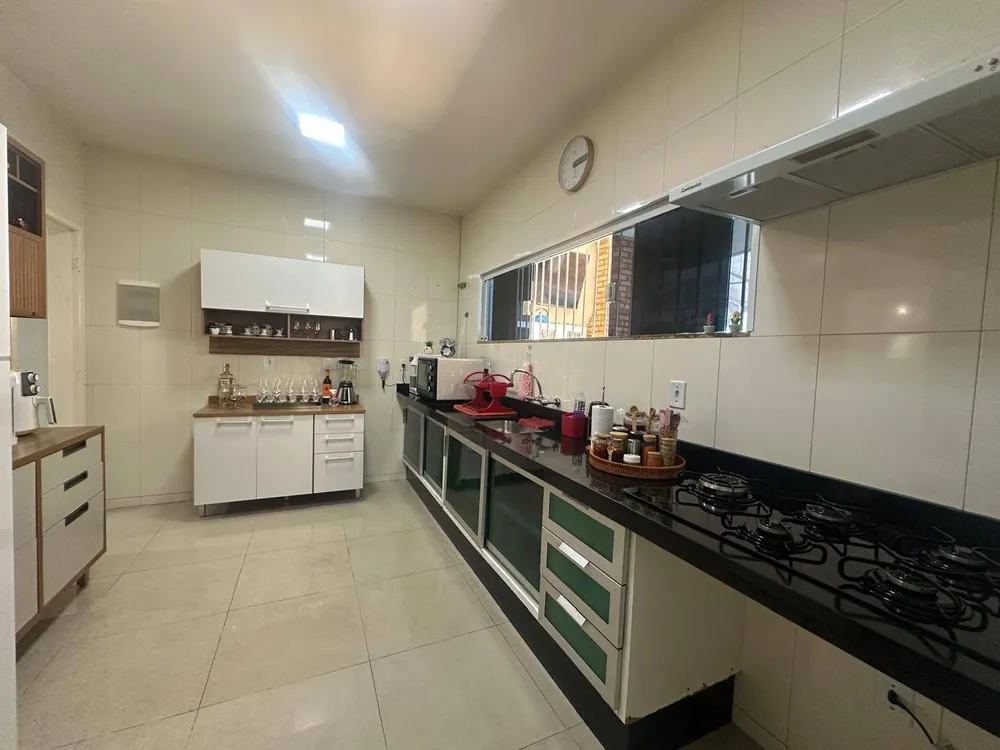 Casa, 5 quartos, 225 m² - Foto 22