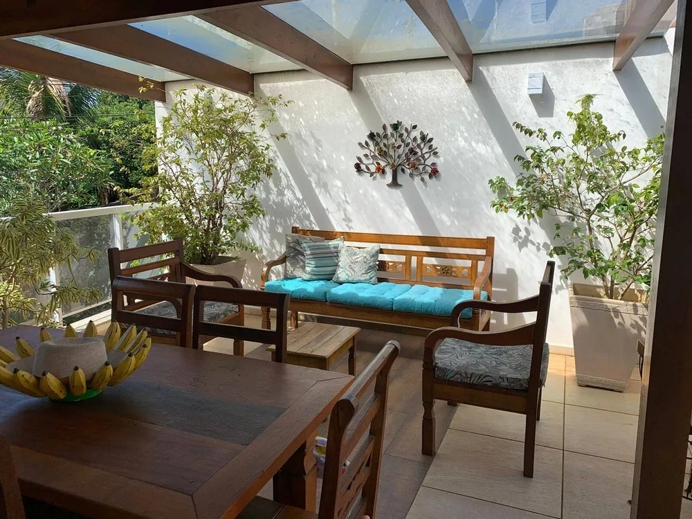 Casa, 4 quartos, 188 m² - Foto 1
