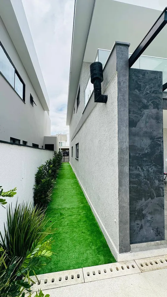 Casa, 4 quartos, 283 m² - Foto 1