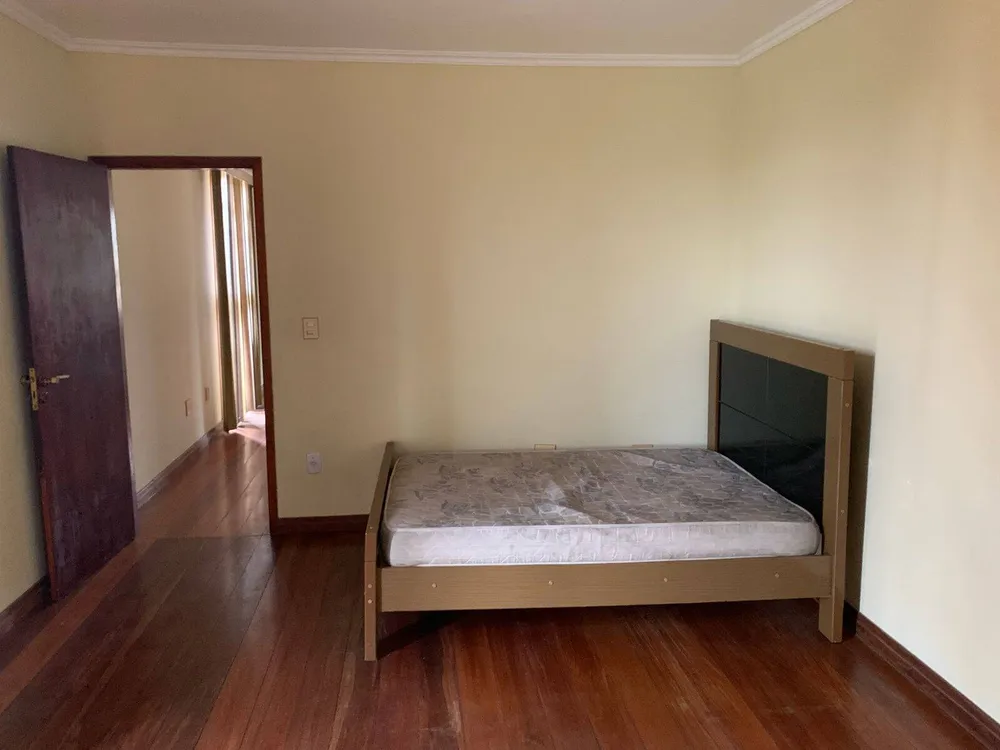 Casa, 6 quartos, 500 m² - Foto 4