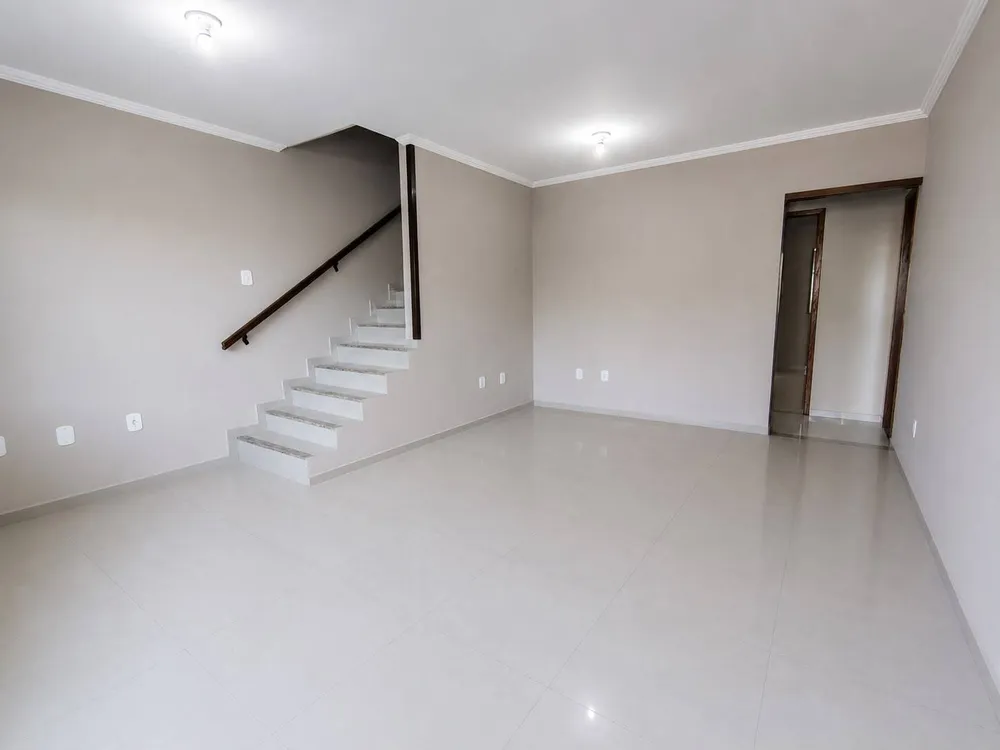 Casa, 4 quartos, 120 m² - Foto 2
