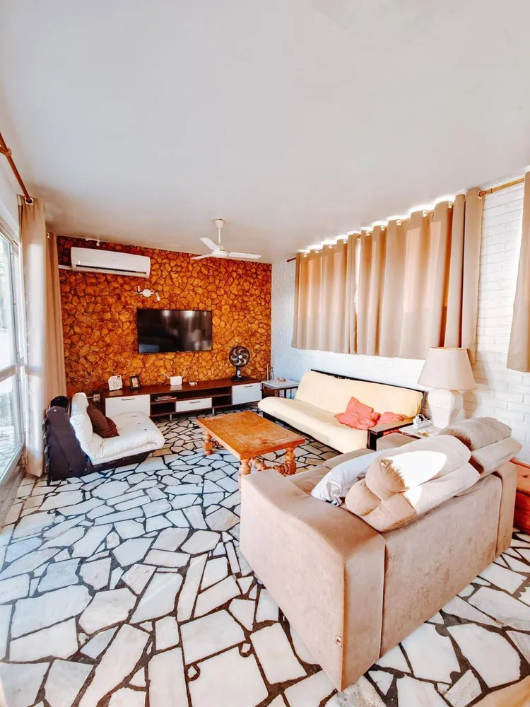 Casa, 3 quartos, 230 m² - Foto 3