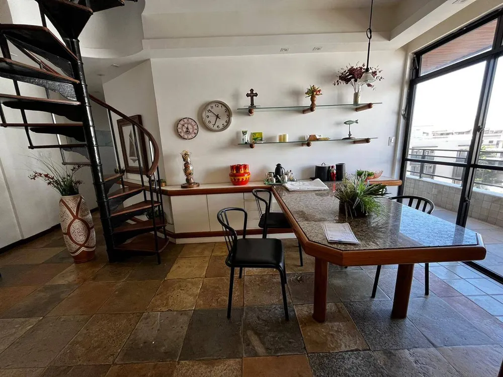 Apartamento, 4 quartos, 220 m² - Foto 2