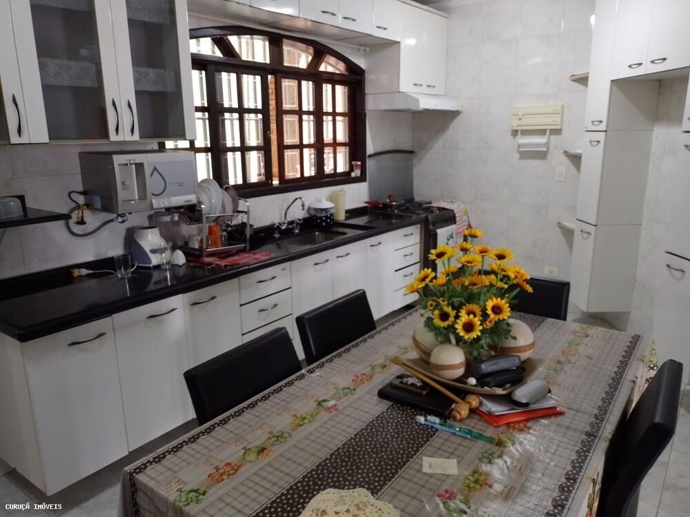 Sobrado, 3 quartos, 180 m² - Foto 2