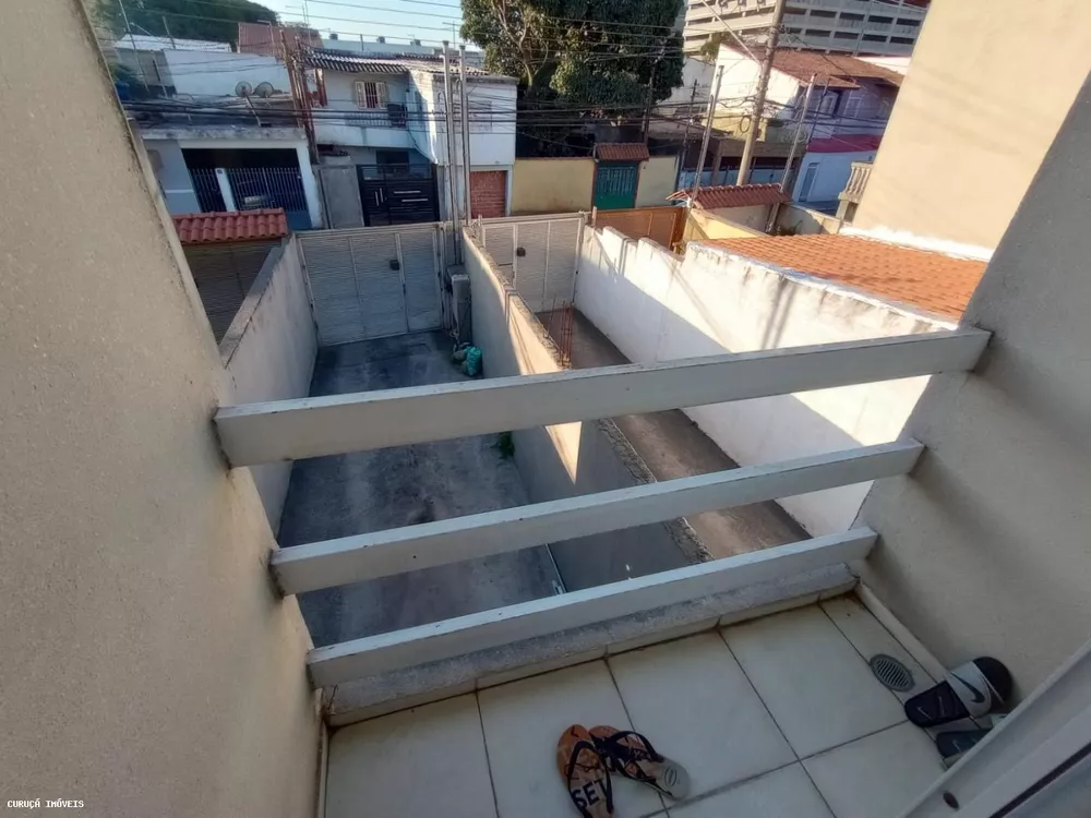 Sobrado à venda com 2 quartos, 70m² - Foto 3