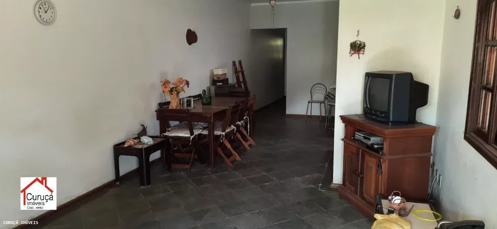 Casa à venda com 2 quartos, 120m² - Foto 12