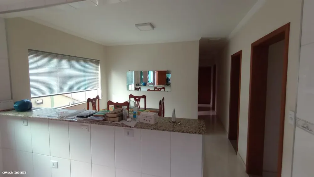 Casa, 3 quartos, 240 m² - Foto 8