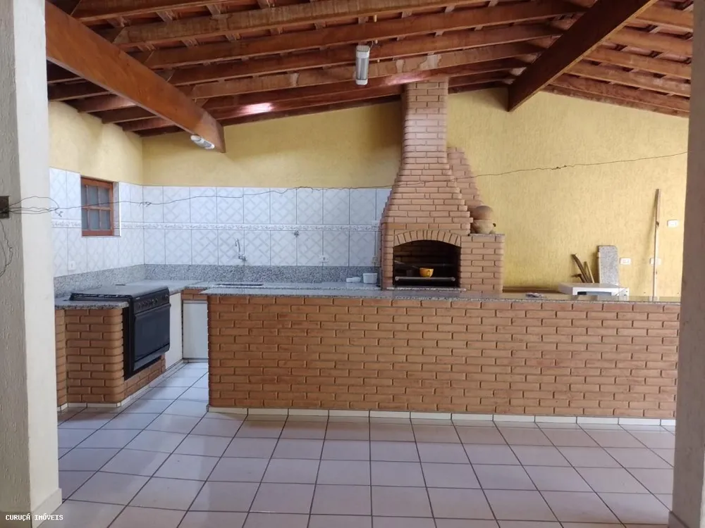 Casa, 3 quartos, 228 m² - Foto 13