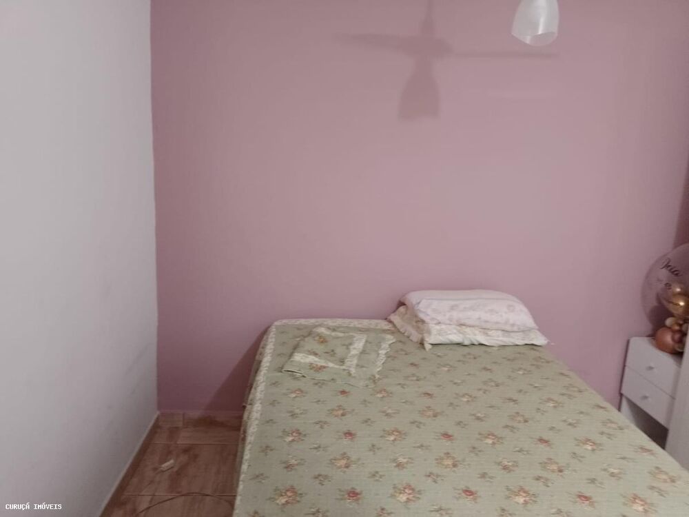 Casa, 3 quartos, 228 m² - Foto 2