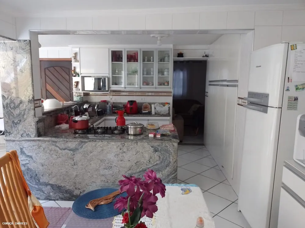 Casa, 3 quartos, 228 m² - Foto 18