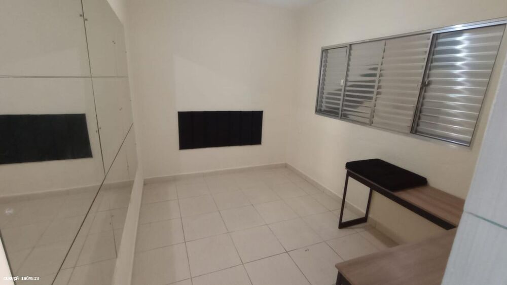 Casa, 2 quartos, 150 m² - Foto 2