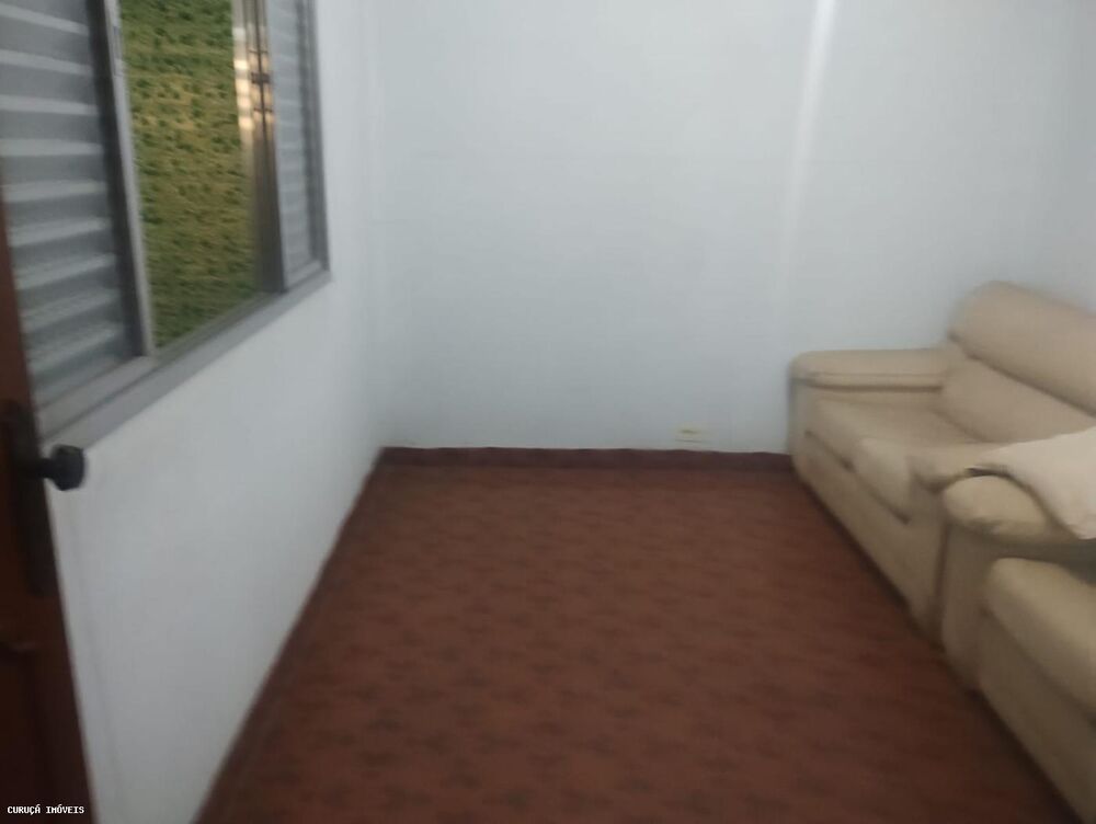 Casa à venda com 6 quartos, 750m² - Foto 2