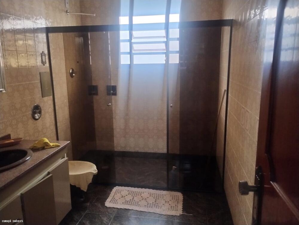 Casa à venda com 6 quartos, 750m² - Foto 4
