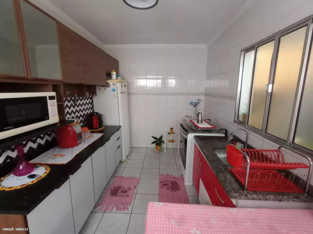 Sobrado à venda com 2 quartos, 220m² - Foto 4