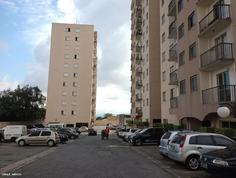 Apartamento à venda com 2 quartos, 57m² - Foto 1