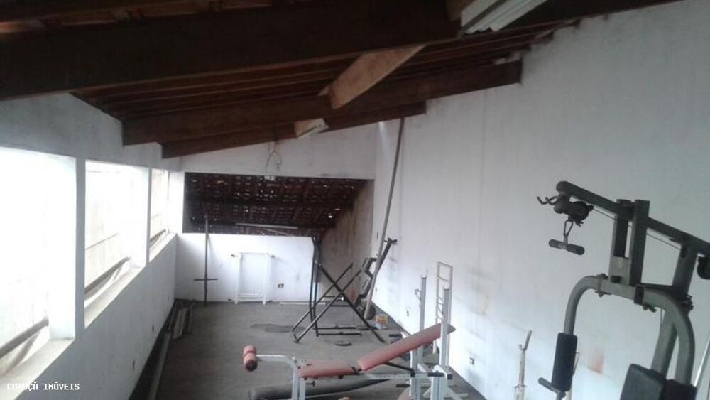 Sobrado à venda com 2 quartos, 150m² - Foto 1