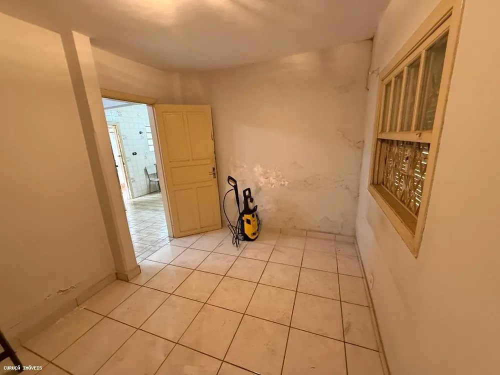 Casa, 2 quartos, 253 m² - Foto 11