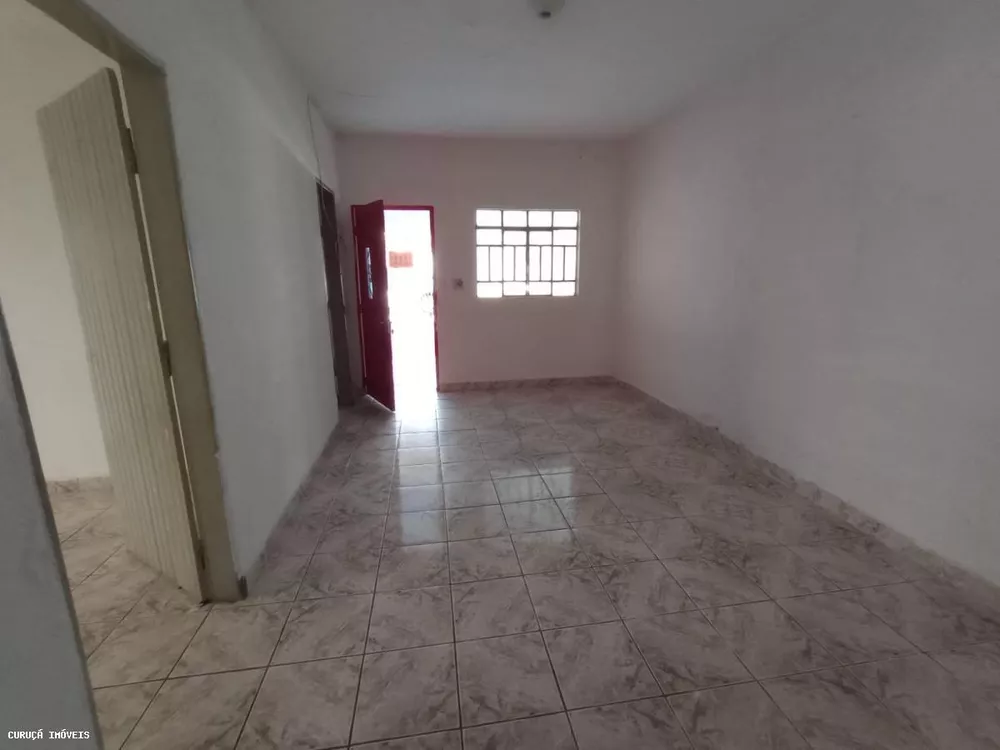 Casa à venda com 2 quartos, 100m² - Foto 4