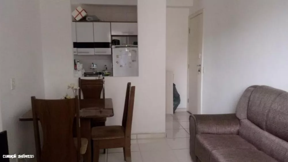 Apartamento à venda com 2 quartos, 47m² - Foto 3