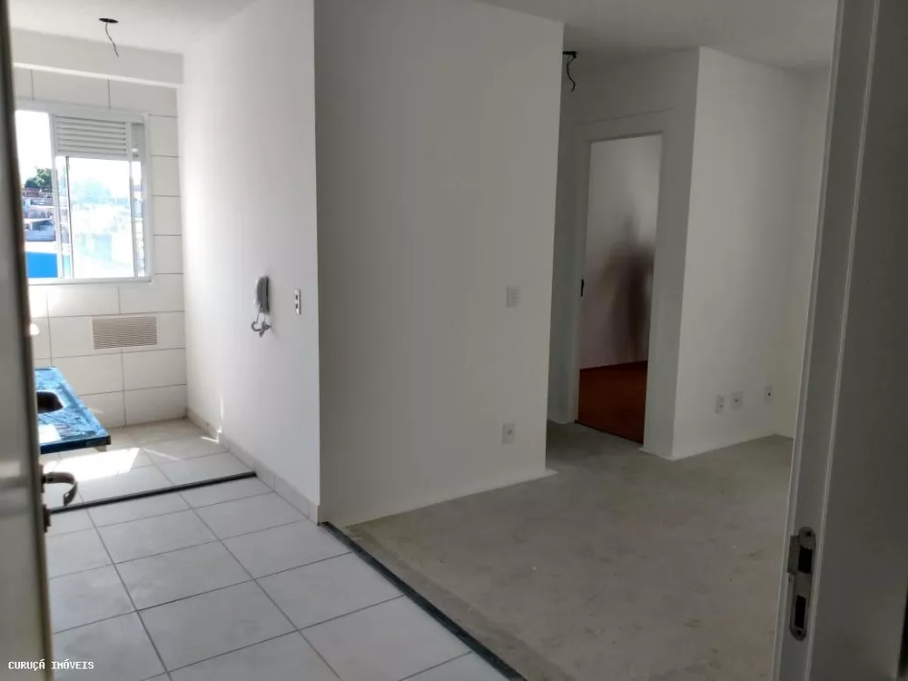 Apartamento para alugar com 2 quartos, 41m² - Foto 2