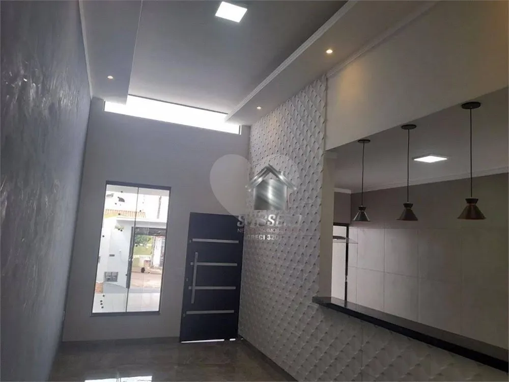 Casa, 3 quartos, 242 m² - Foto 2